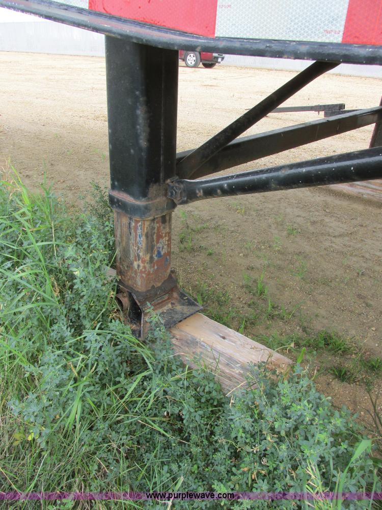 image for item I6194 1994 Aztec curtain side trailer