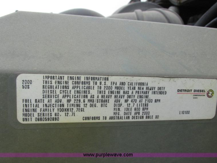 image for item I6195 2001 Freightliner Columbia semi truck