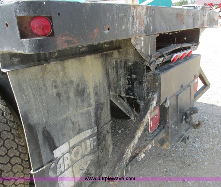 image for item I8962 1998 Volvo WG flatbed truck