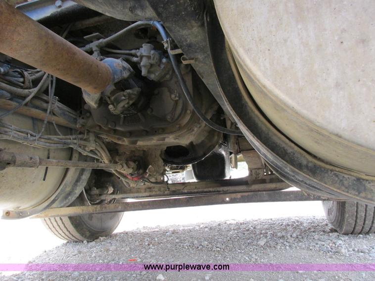 image for item I8962 1998 Volvo WG flatbed truck