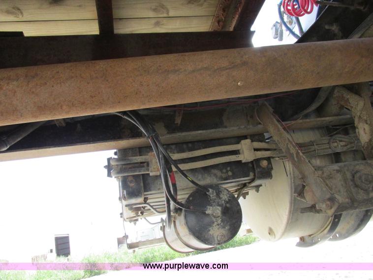 image for item I8962 1998 Volvo WG flatbed truck