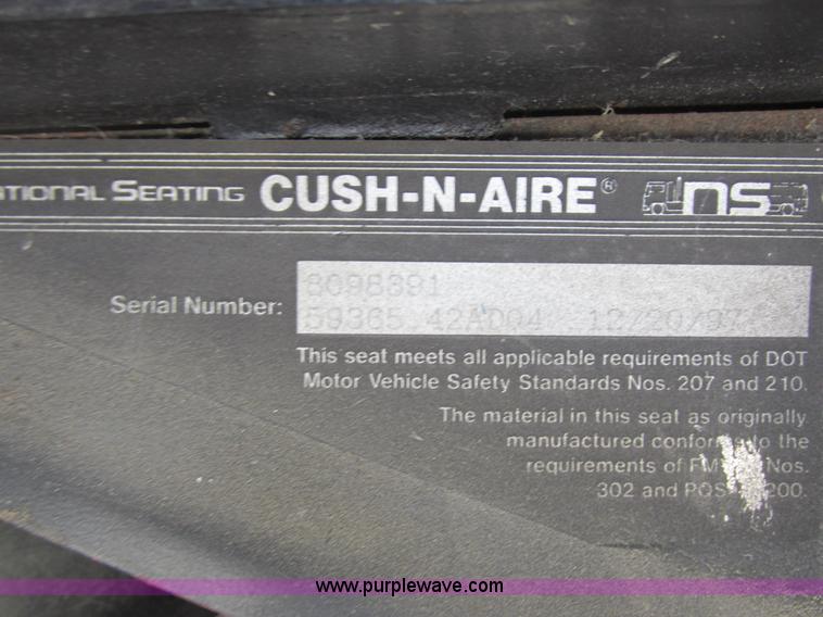 image for item I8962 1998 Volvo WG flatbed truck