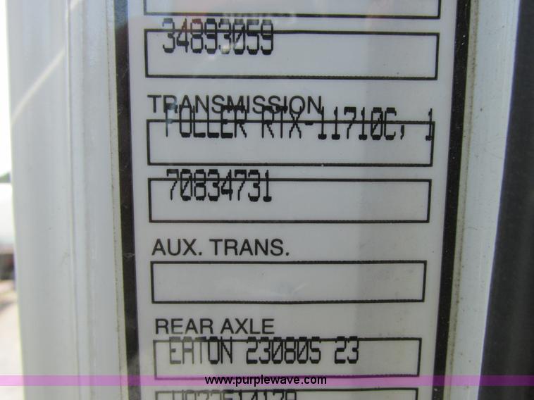 image for item I8962 1998 Volvo WG flatbed truck