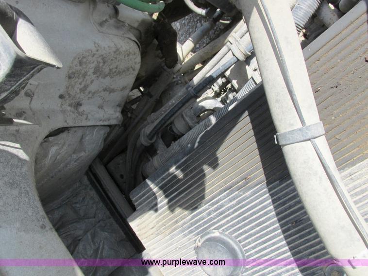 image for item I8962 1998 Volvo WG flatbed truck