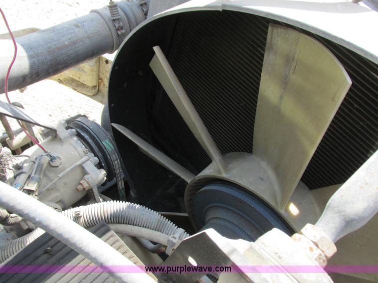 image for item I8962 1998 Volvo WG flatbed truck