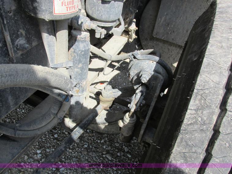 image for item I8962 1998 Volvo WG flatbed truck