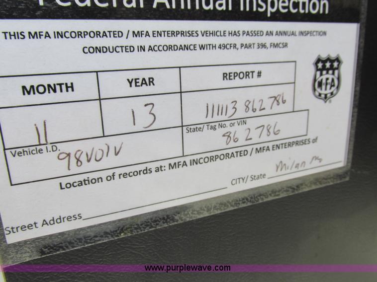 image for item I8962 1998 Volvo WG flatbed truck