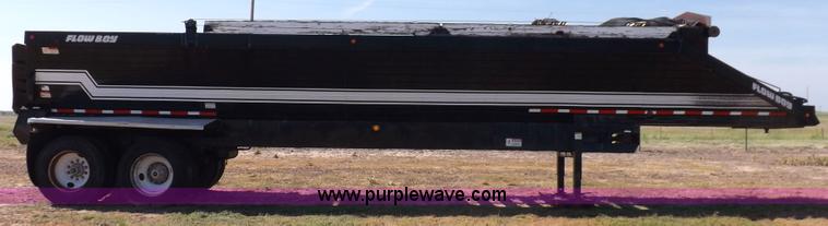 image for item I9074 1992 Flowboy chain bottom trailer