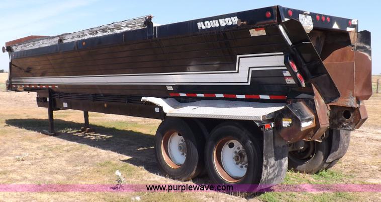 image for item I9074 1992 Flowboy chain bottom trailer