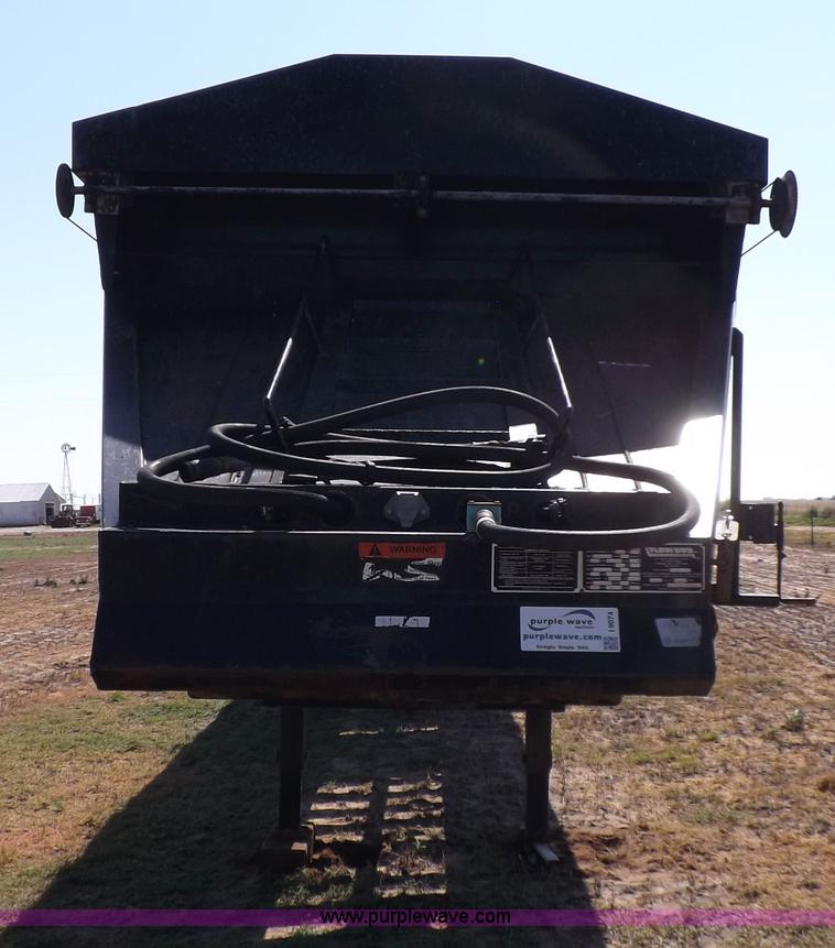 image for item I9074 1992 Flowboy chain bottom trailer
