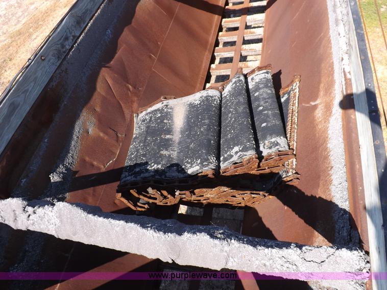 image for item I9074 1992 Flowboy chain bottom trailer