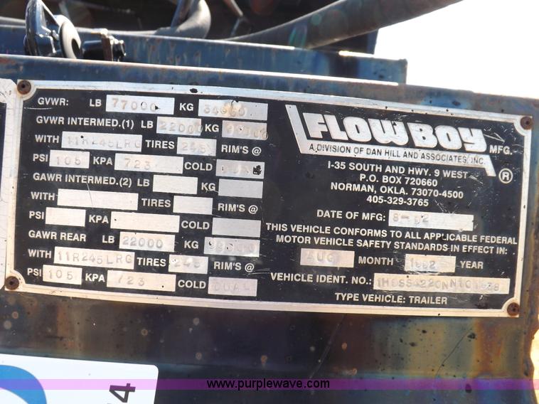 image for item I9074 1992 Flowboy chain bottom trailer