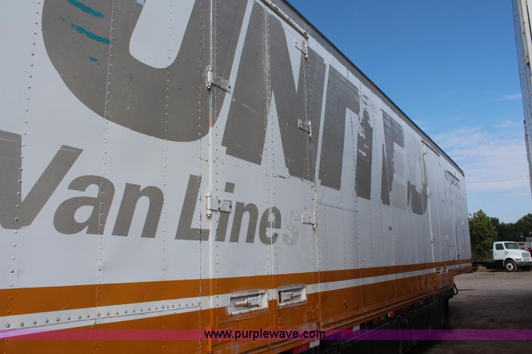 image for item J1123 1985 Kentucky moving van trailer