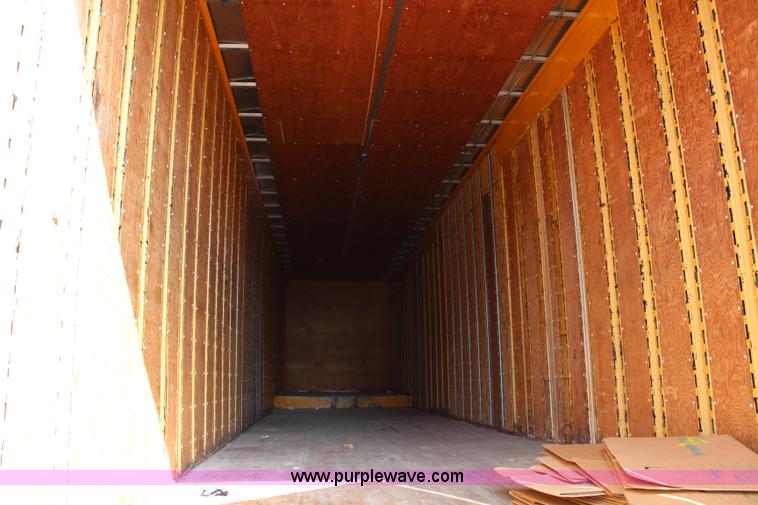 image for item J1123 1985 Kentucky moving van trailer