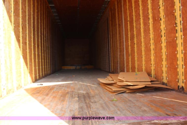 image for item J1123 1985 Kentucky moving van trailer