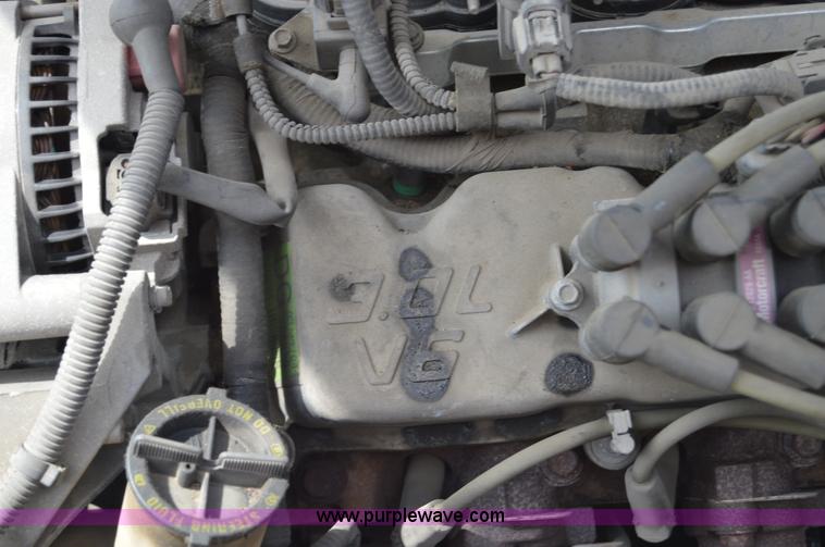 image for item AW9231 2004 Ford Taurus LX