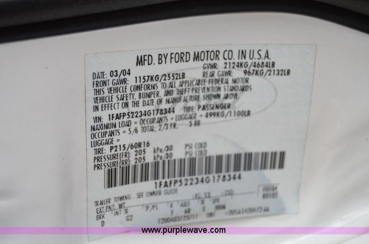 image for item AW9231 2004 Ford Taurus LX