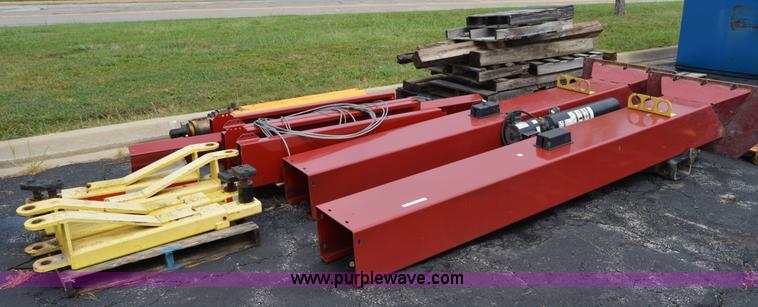 image for item AW9232 Challenger 15002 two post vehicle lift