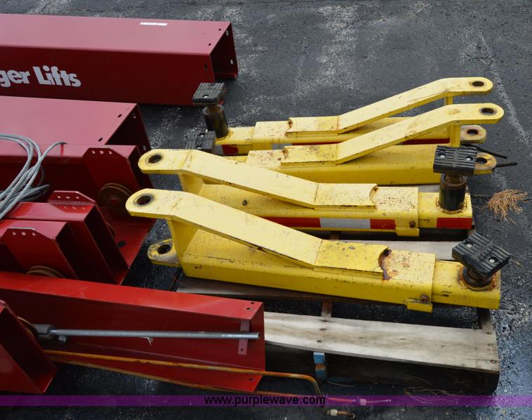 image for item AW9232 Challenger 15002 two post vehicle lift