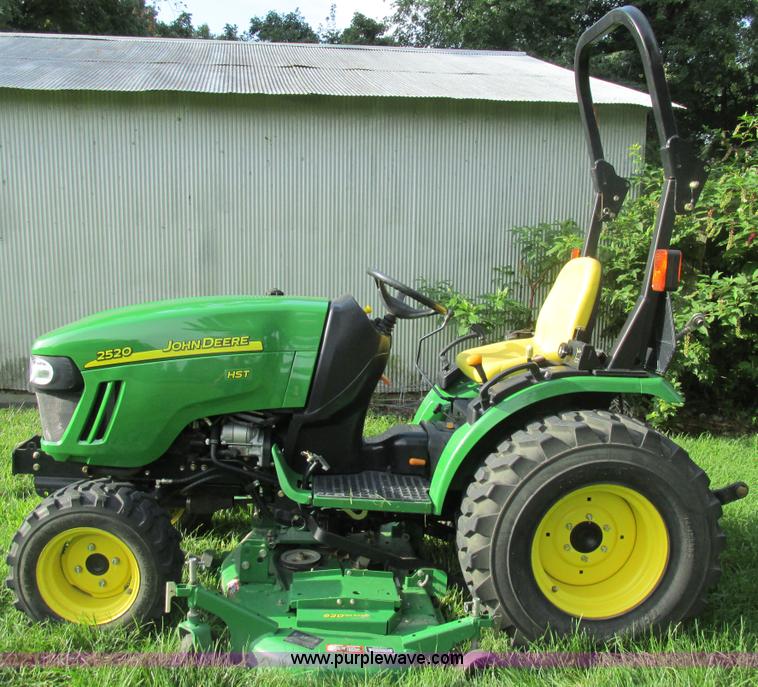 image for item AW9900 2008 John Deere 2520 HST MFWD tractor