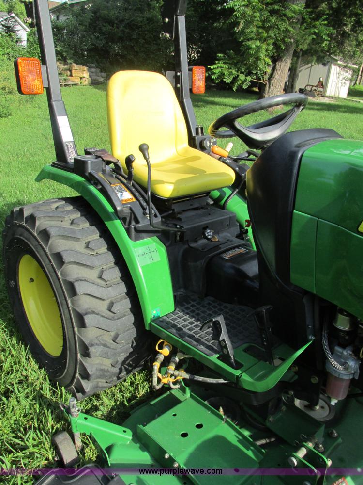 image for item AW9900 2008 John Deere 2520 HST MFWD tractor