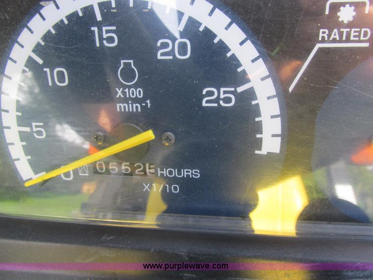 image for item AW9900 2008 John Deere 2520 HST MFWD tractor