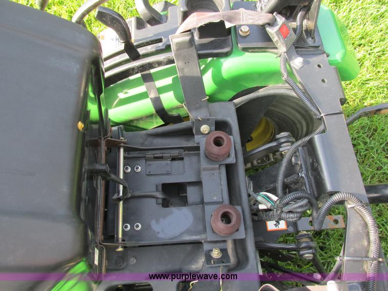 image for item AW9900 2008 John Deere 2520 HST MFWD tractor