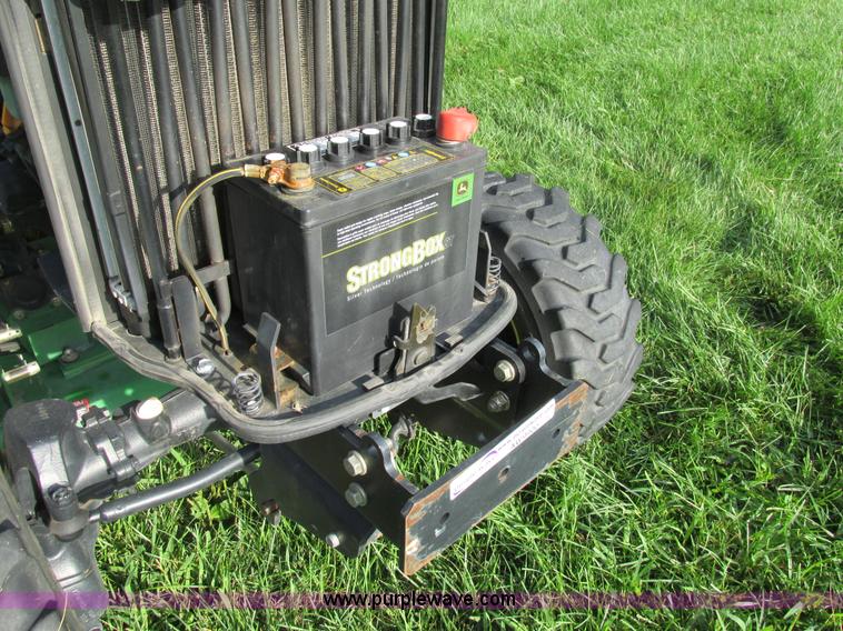 image for item AW9900 2008 John Deere 2520 HST MFWD tractor