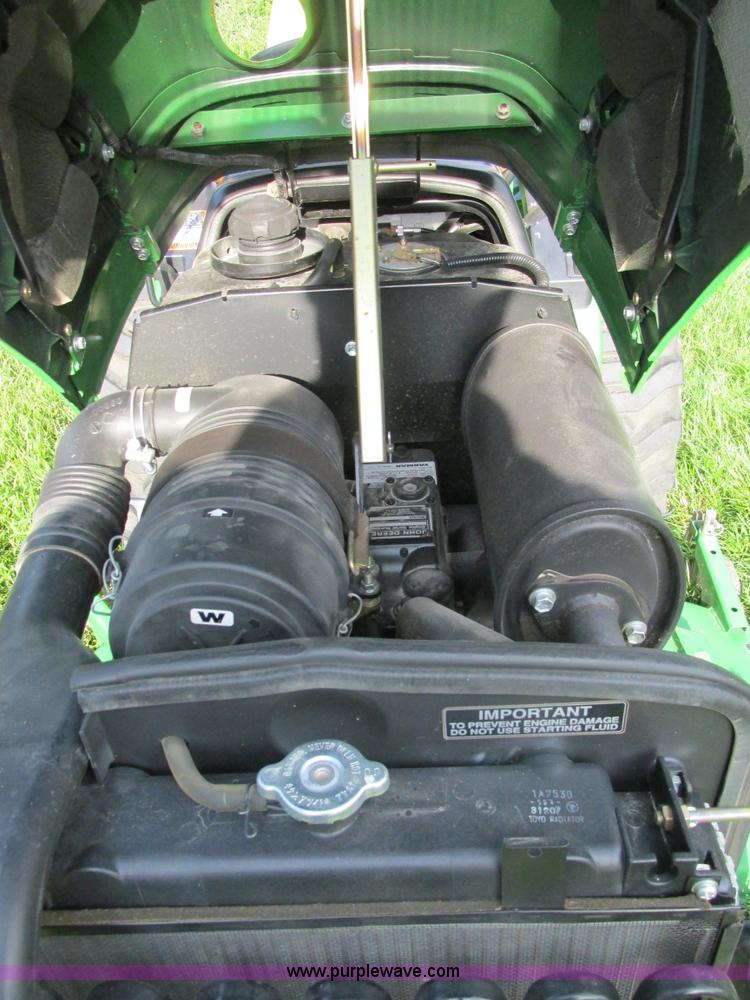 image for item AW9900 2008 John Deere 2520 HST MFWD tractor