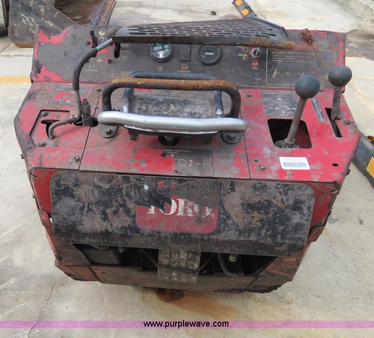 image for item B4941 2006 Toro Dingo TX420 compact utility loader