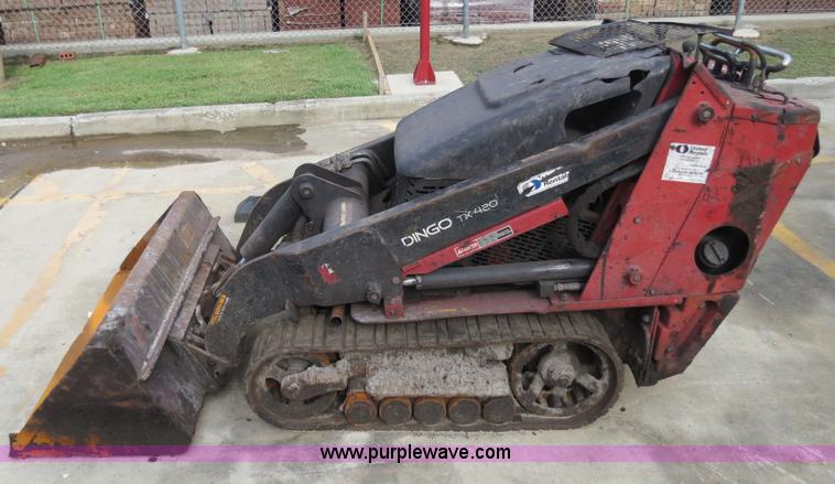 image for item B4941 2006 Toro Dingo TX420 compact utility loader