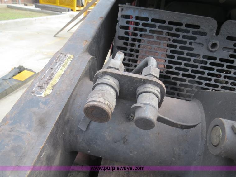 image for item B4941 2006 Toro Dingo TX420 compact utility loader