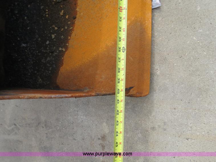 image for item B4941 2006 Toro Dingo TX420 compact utility loader