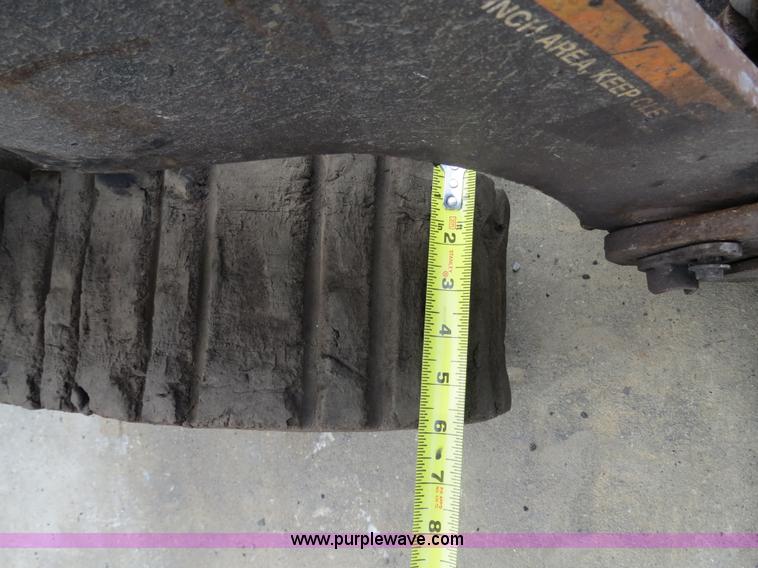 image for item B4941 2006 Toro Dingo TX420 compact utility loader