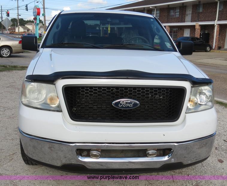 image for item B4944 2006 Ford F150 SuperCab pickup truck