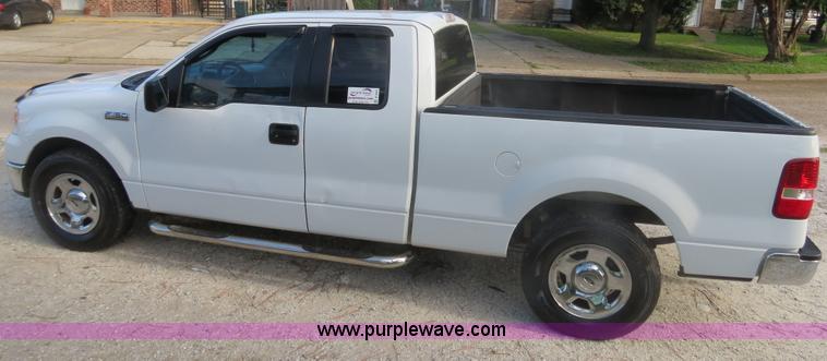 image for item B4944 2006 Ford F150 SuperCab pickup truck