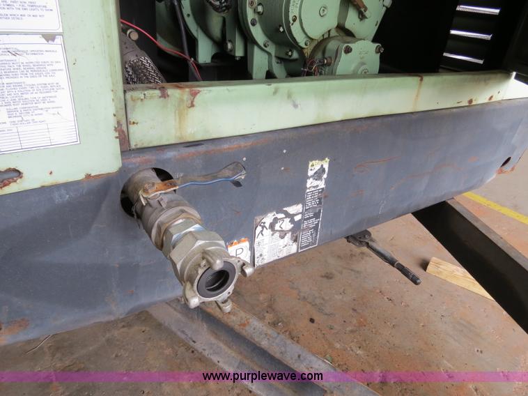 image for item B4945 Sullair 750HDTQCA portable air compressor