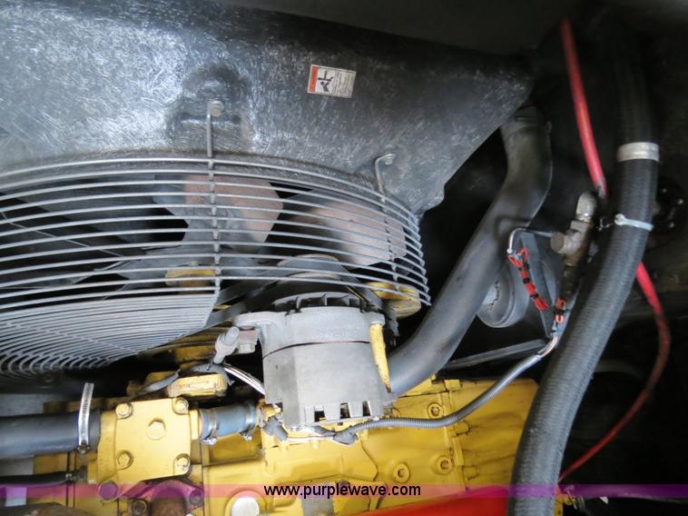 image for item B4945 Sullair 750HDTQCA portable air compressor