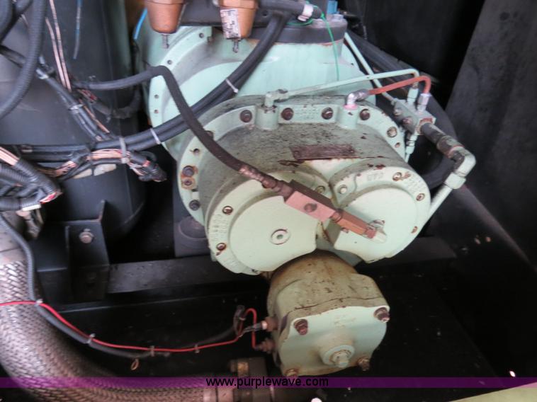 image for item B4945 Sullair 750HDTQCA portable air compressor