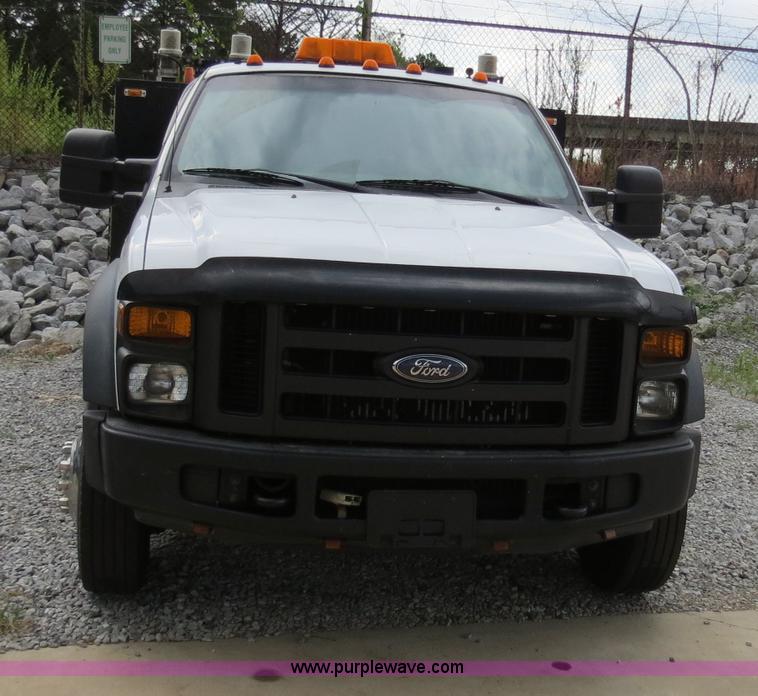 image for item B4946 2008 Ford F550 service truck