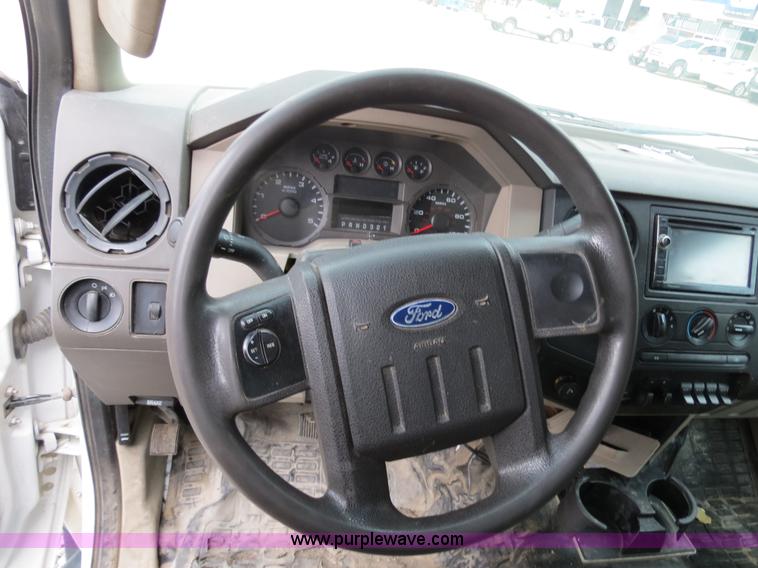 image for item B4946 2008 Ford F550 service truck