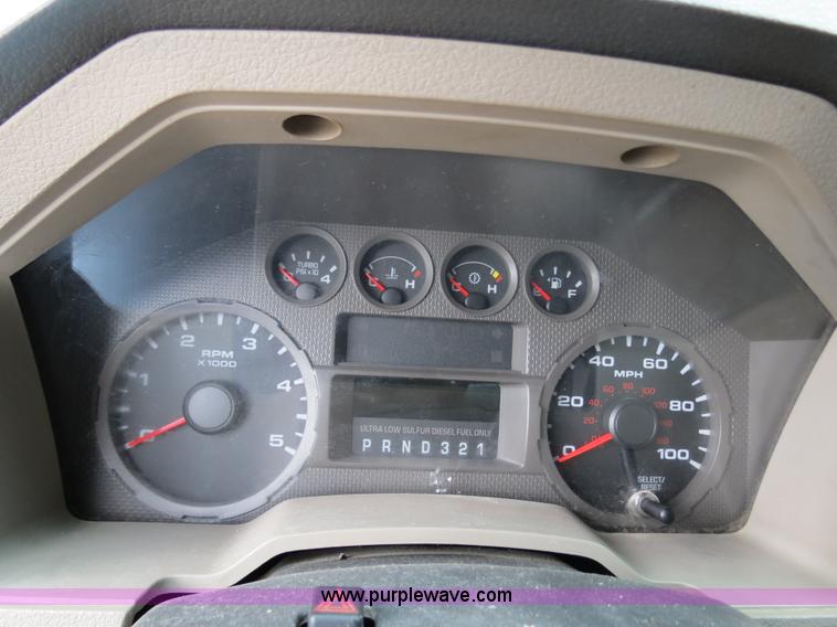 image for item B4946 2008 Ford F550 service truck