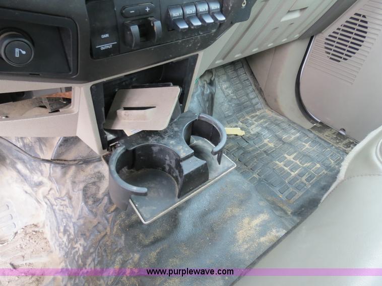 image for item B4946 2008 Ford F550 service truck