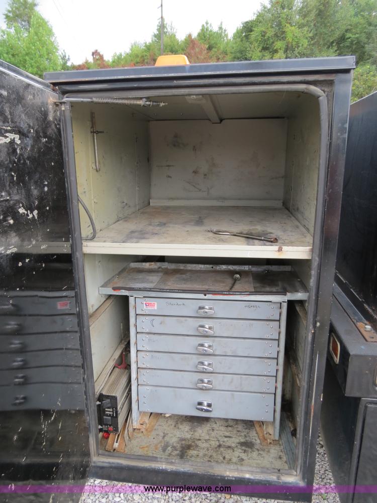 image for item B4946 2008 Ford F550 service truck