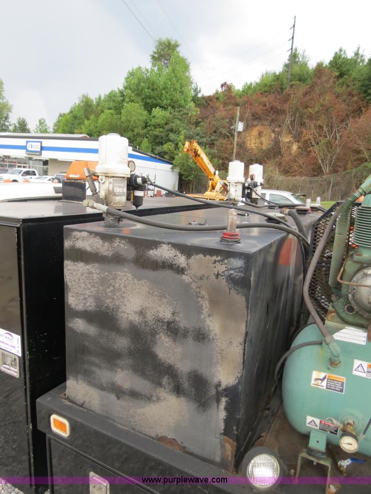 image for item B4946 2008 Ford F550 service truck