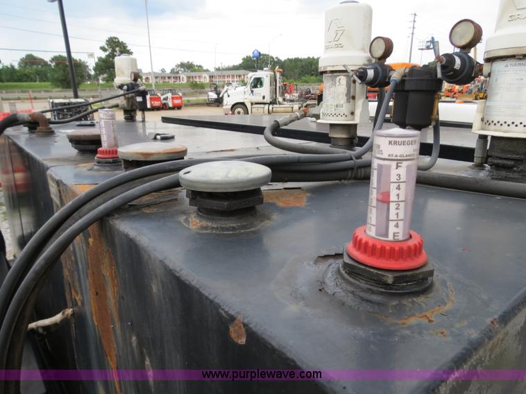 image for item B4946 2008 Ford F550 service truck