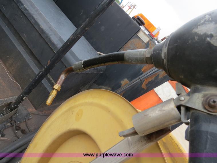 image for item B4946 2008 Ford F550 service truck