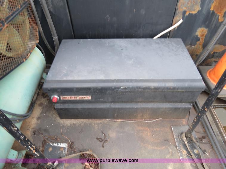 image for item B4946 2008 Ford F550 service truck