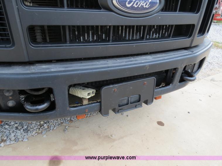 image for item B4946 2008 Ford F550 service truck
