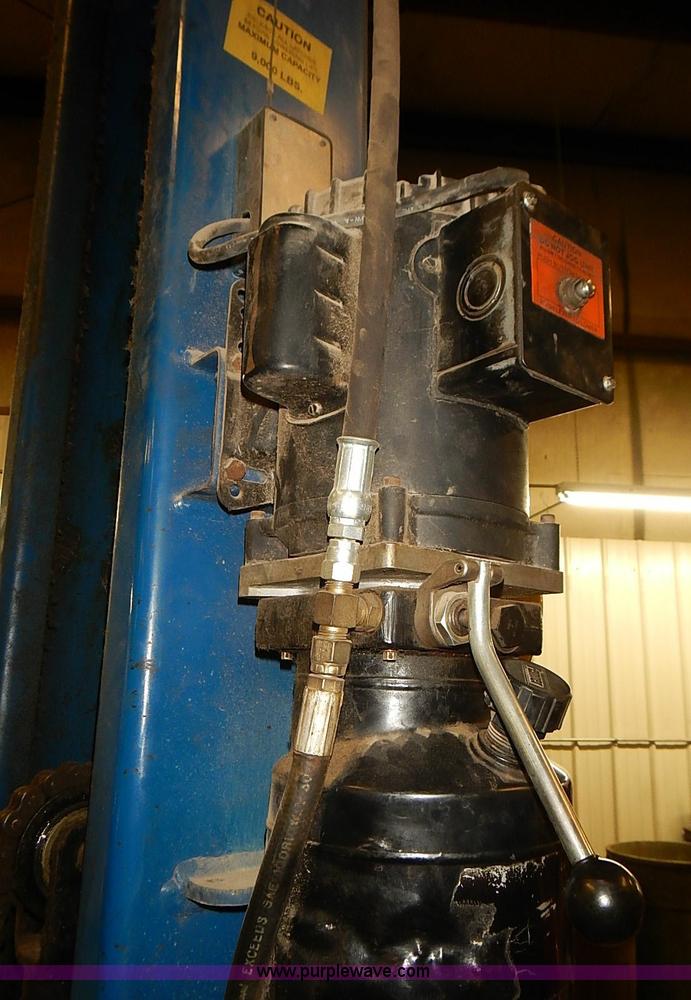 image for item BA9606 Grand Car lift